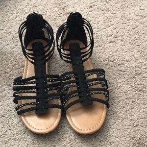 Black American Eagle Sandals